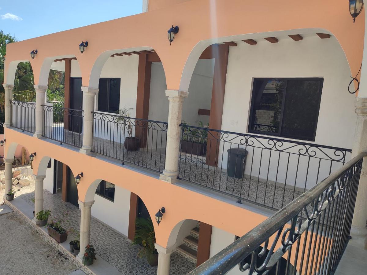 ואיאדוליד Hotel Casa Henequen מראה חיצוני תמונה